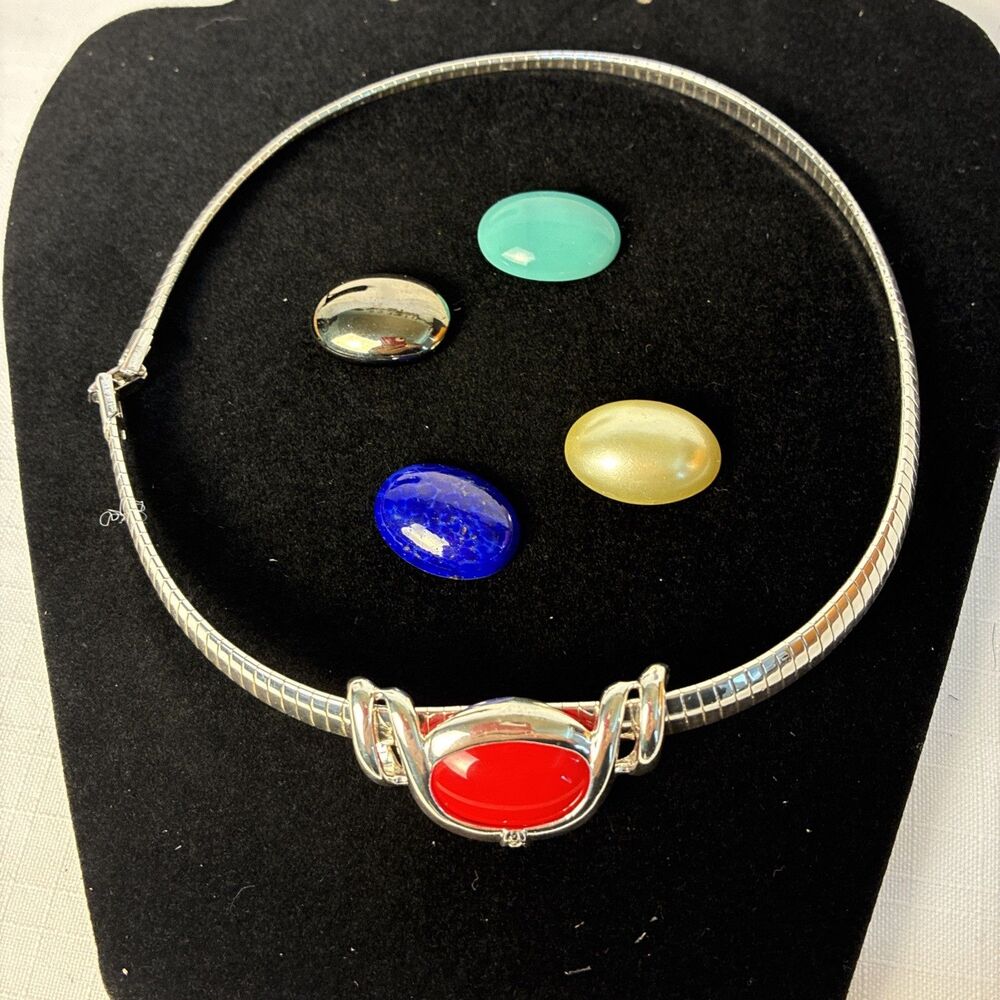 Vtg Y2K.90s Modern Minimalist Choker with 5 Pendants Ret. Premier Designs